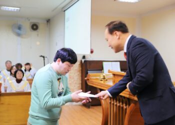 장년목장 리더임명, 아동.학생목장 등반식 장년목장 리더임명, 아동.학생목장 등반식